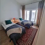 Uniikki Kattohuoneisto Ydinkeskustassa, Lämmin Pysäköinti, Max 6 Hlöä Huoneisto Kuopio