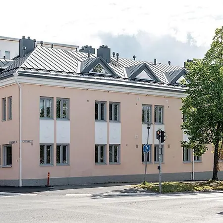 Uniikki Kattohuoneisto Ydinkeskustassa, Laemmin Pysaekoeinti, Max 6 Hloeae アパート クオピオ